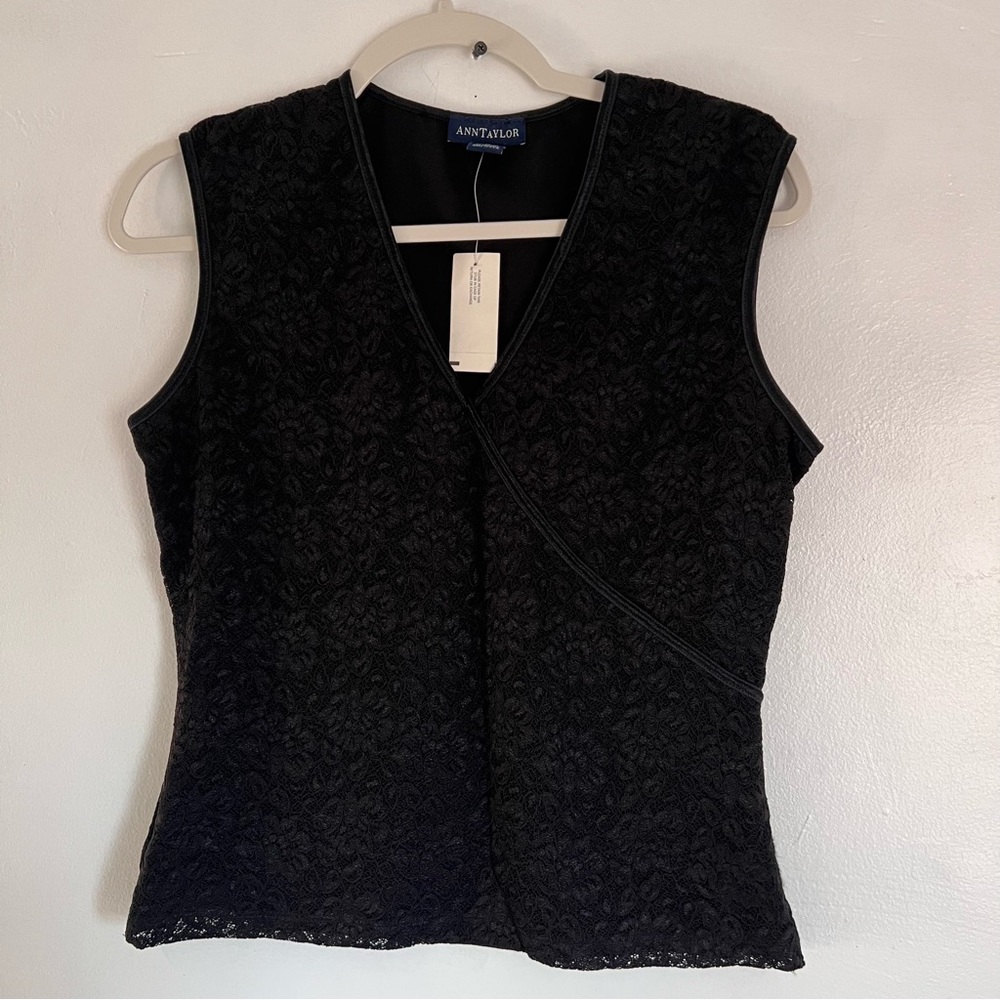 [Ann Taylor]  NWT Black Top